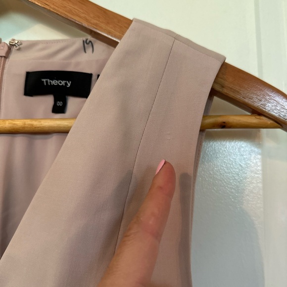 Theory V Neck Shift Dress light pink 00 - Picture 5 of 6